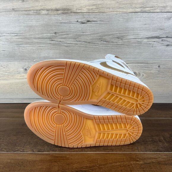 Air Jordan 1 Retro High OG Metallic Gold Womens Size 9.5 White FD2596 107 - Picture 8 of 10